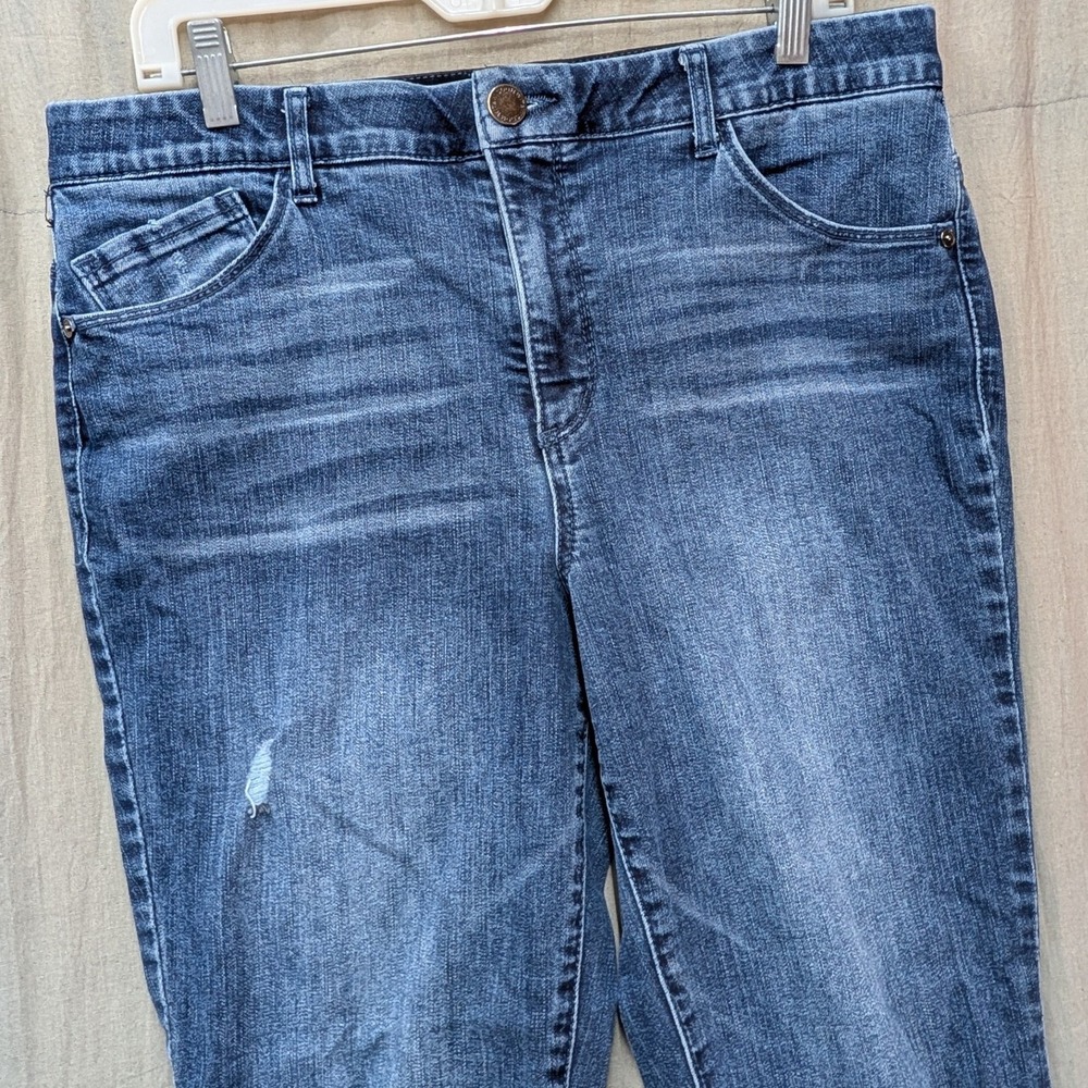 Wit & Wisdom Ab-solution Skinny Jeans Size 14 Medium Wash Distressed Stretch